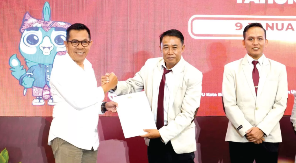 Nurochman-Heli Suyanto Resmi Ditetapkan Sebagai Wali Kota Batu Terpilih 2024-2029